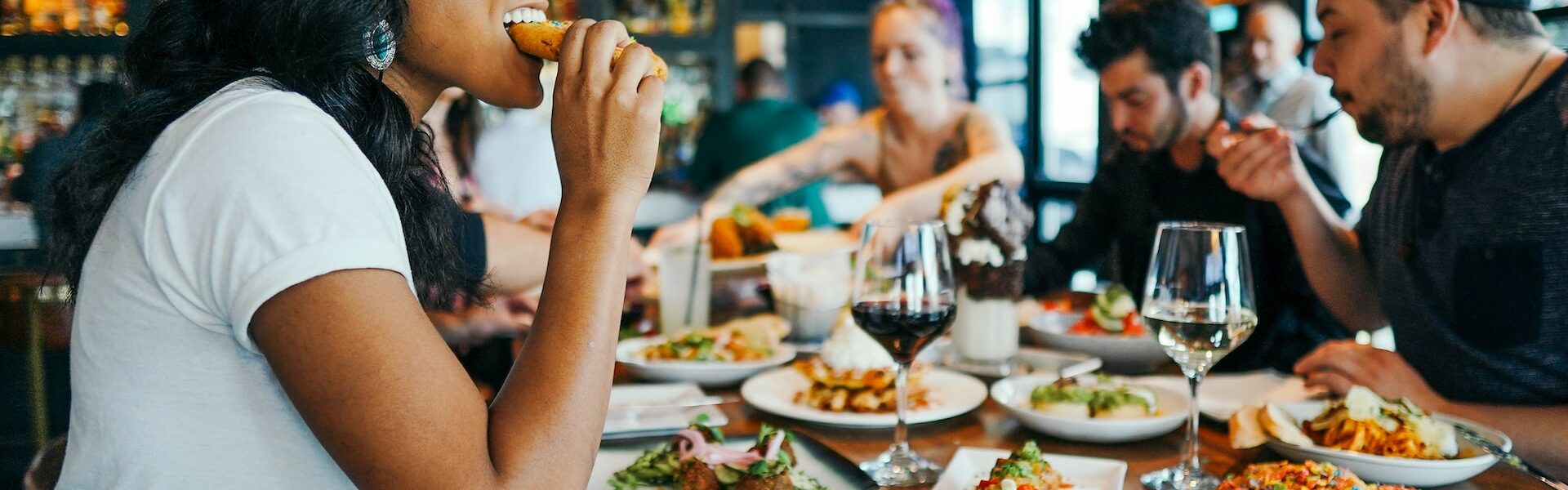 Macht spätes Essen wirklich dick? Neue Studie